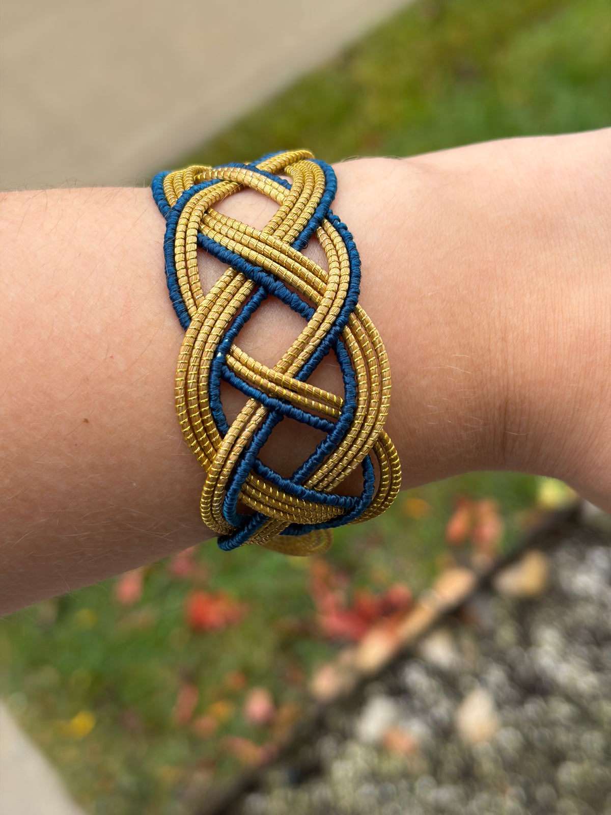 Braided Golden Grass Cuff Bracelet – Handmade Brazilian Statement Jewelry