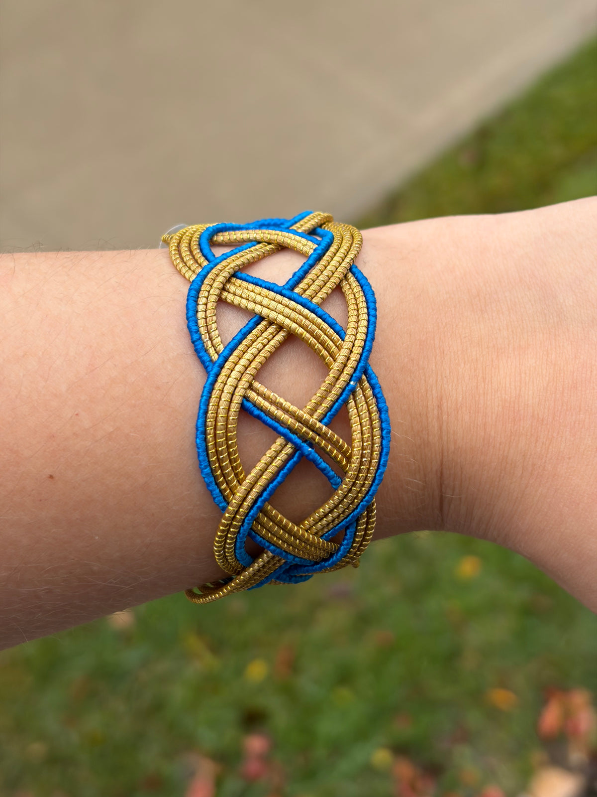 Braided Golden Grass Cuff Bracelet – Handmade Brazilian Statement Jewelry