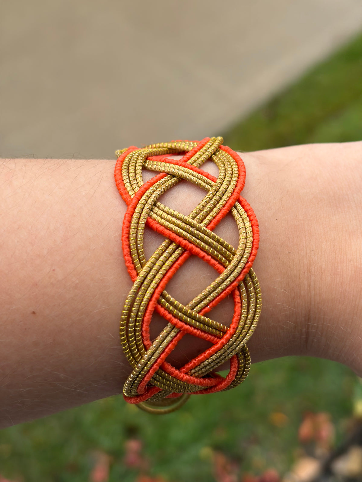 Braided Golden Grass Cuff Bracelet – Handmade Brazilian Statement Jewelry