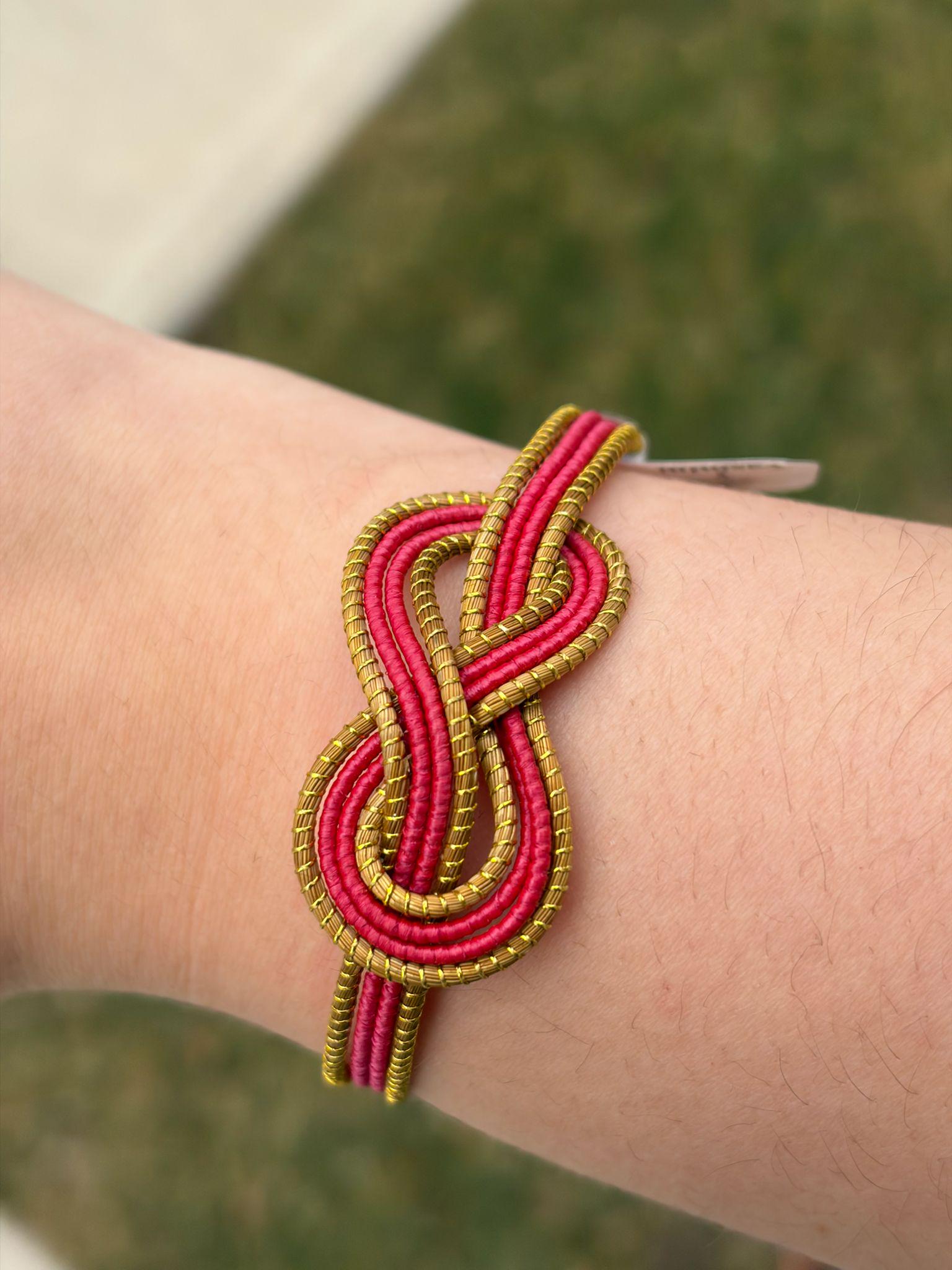 Minimal Golden Grass Knot Bracelet  Handmade Adjustable Brazilian Jewelry, Everyday Woven Bracelet