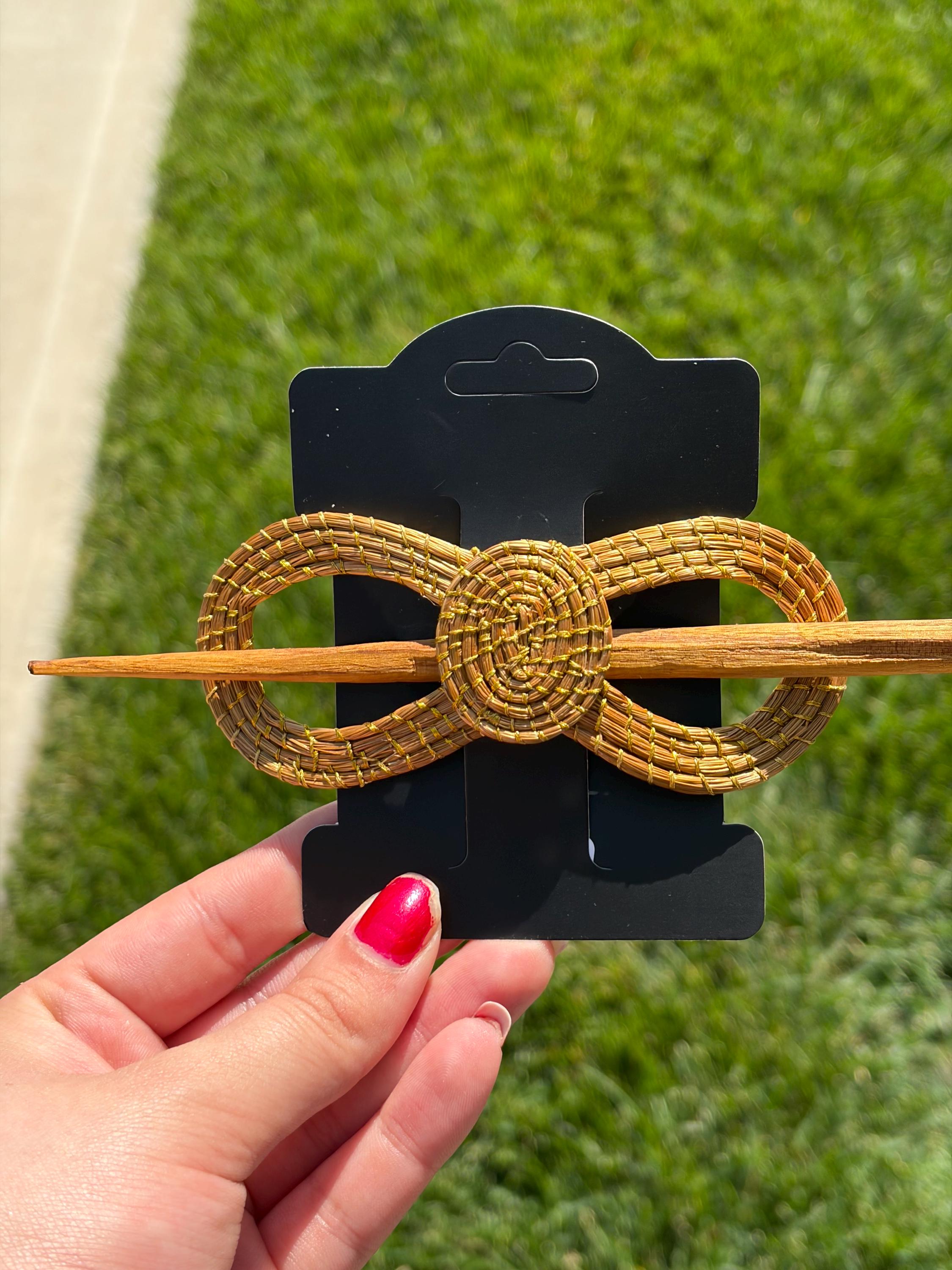 Handcrafted Brazilian Golden Grass Infinity Hair Stick | Wooden Hair Pin | Elegant Bun Holder | Artisan Hair Accessory