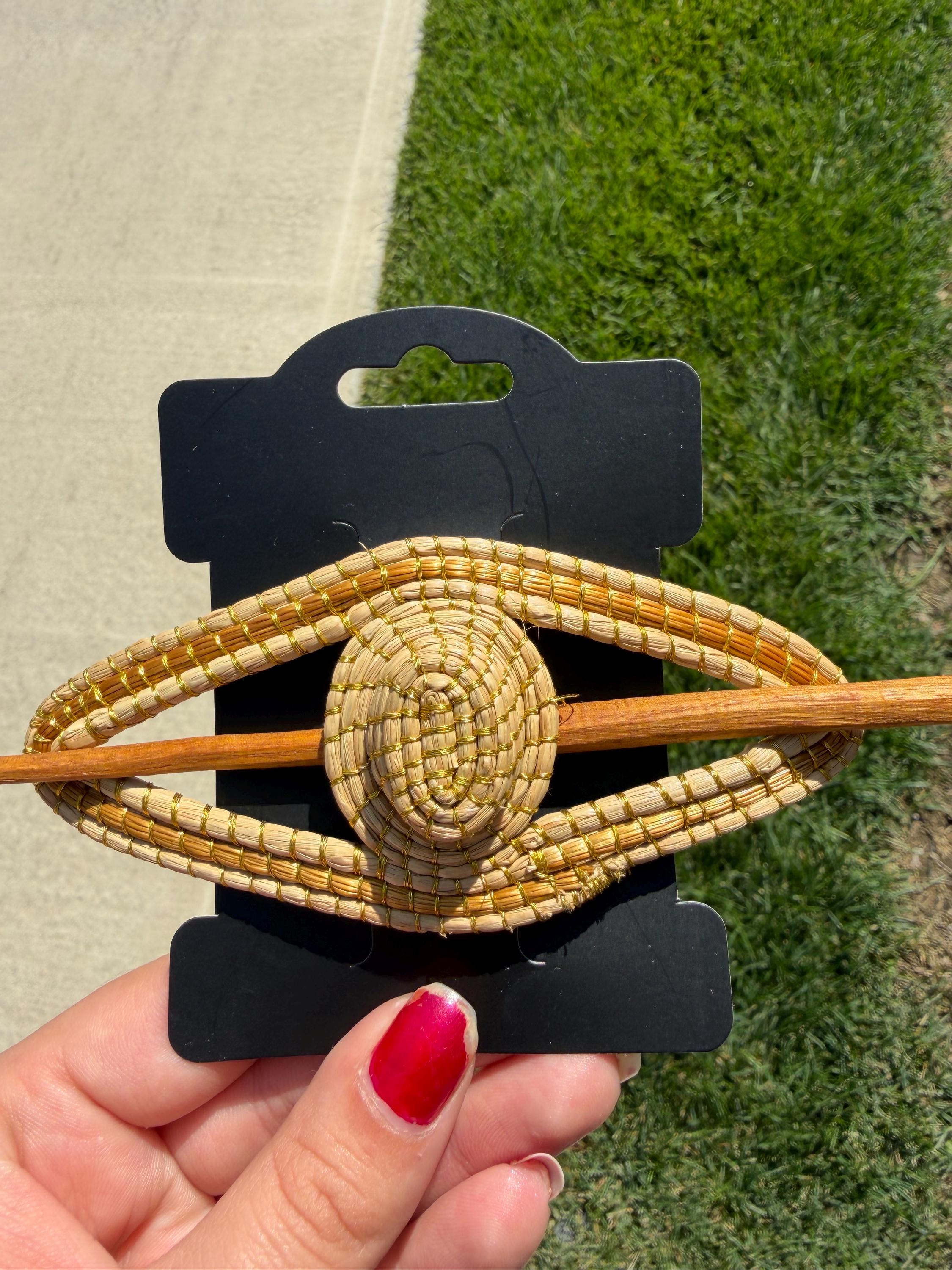 Handcrafted Brazilian Golden Grass Oval Hair Stick| Wooden Hair Pin | Floral Bun Holder | Artisan Hair Accessory
