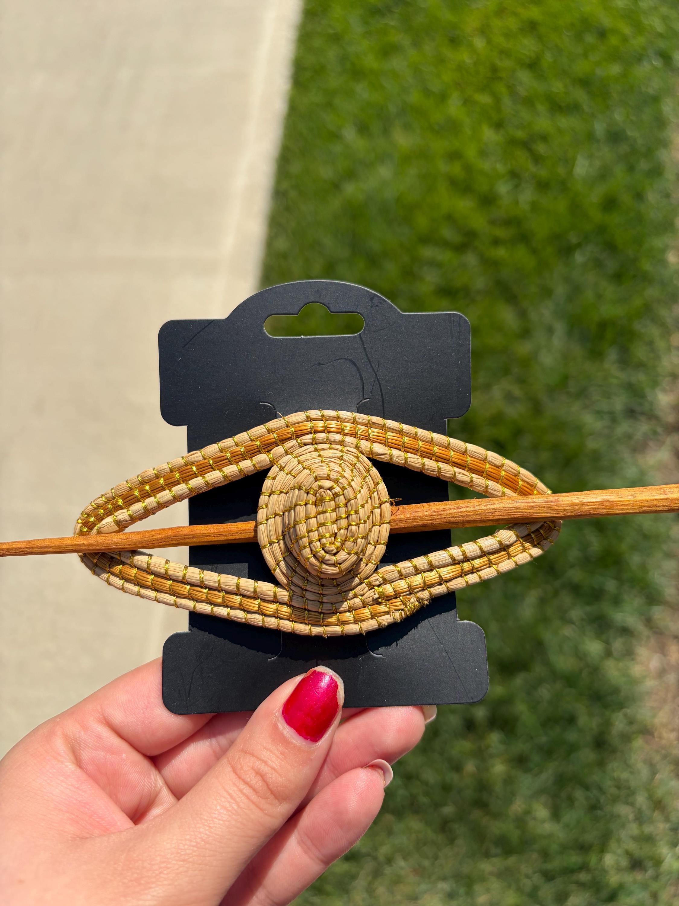 Handcrafted Brazilian Golden Grass Oval Hair Stick| Wooden Hair Pin | Floral Bun Holder | Artisan Hair Accessory