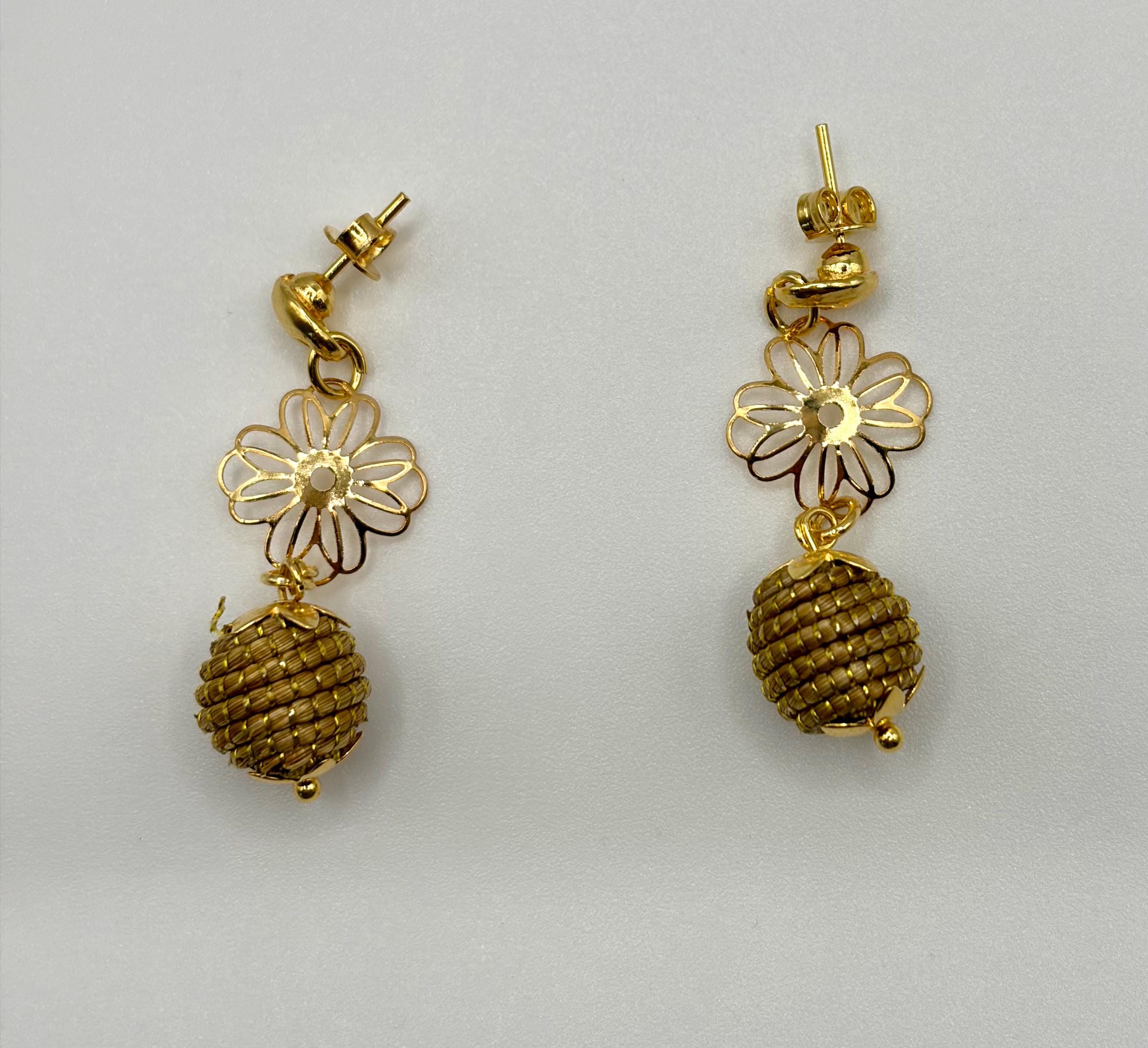 Handcrafted Brazilian Golden Grass Flower Jewelry Set | Daisy Earrings & Bracelet | Lightweight Artisan Gift for Women | Sustainable Handmad