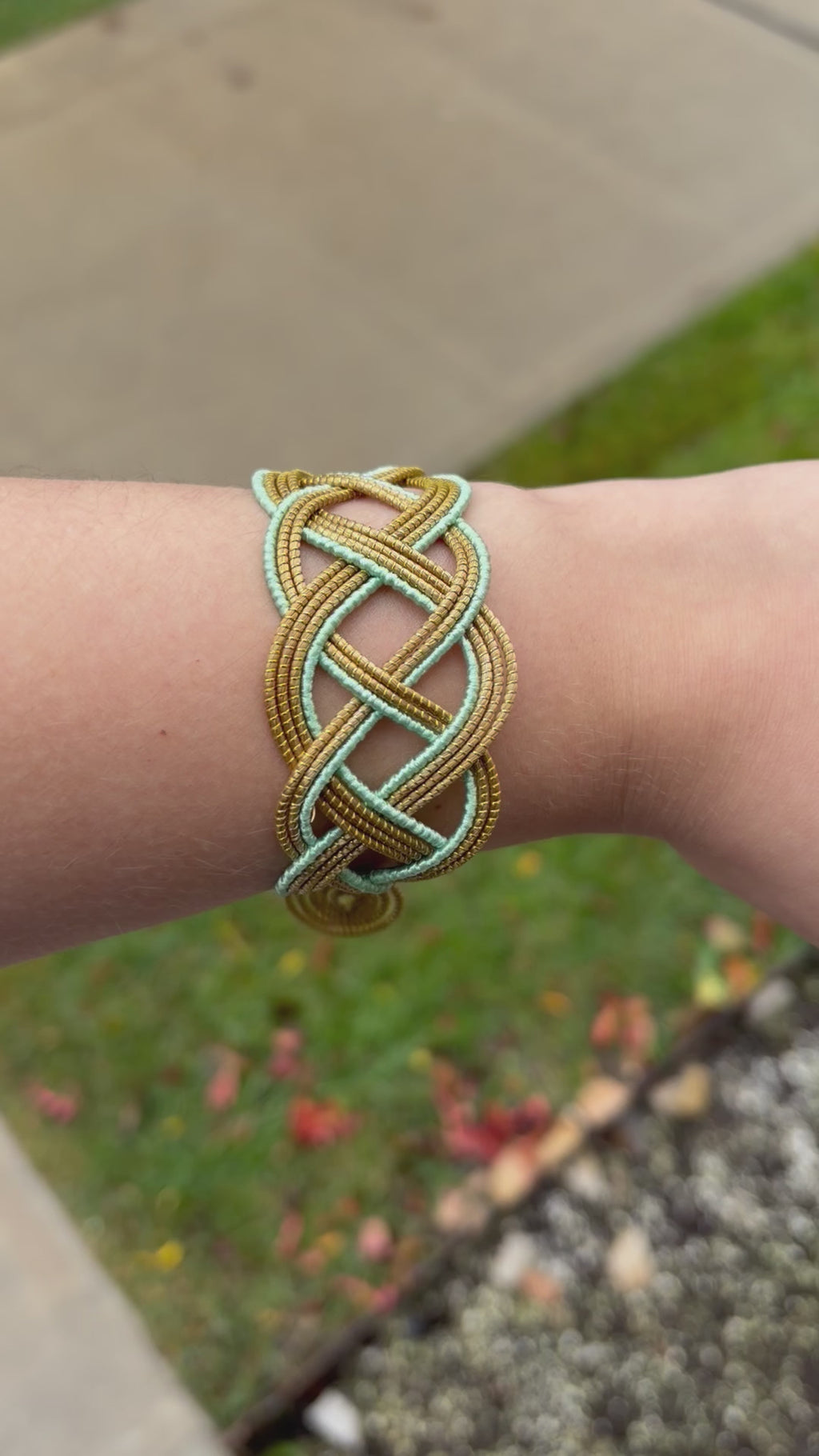 Braided Golden Grass Cuff Bracelet – Handmade Brazilian Statement Jewelry